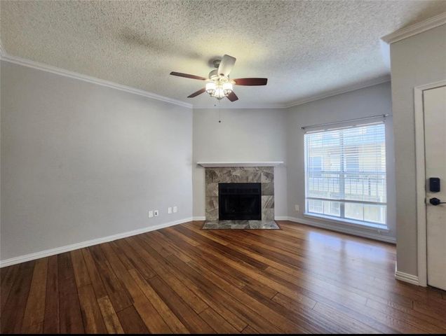921 Marine Drive 311, Galveston, TX 77550