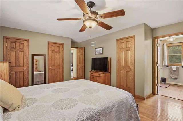 748 S Peculiar Drive, Peculiar, MO 64078
