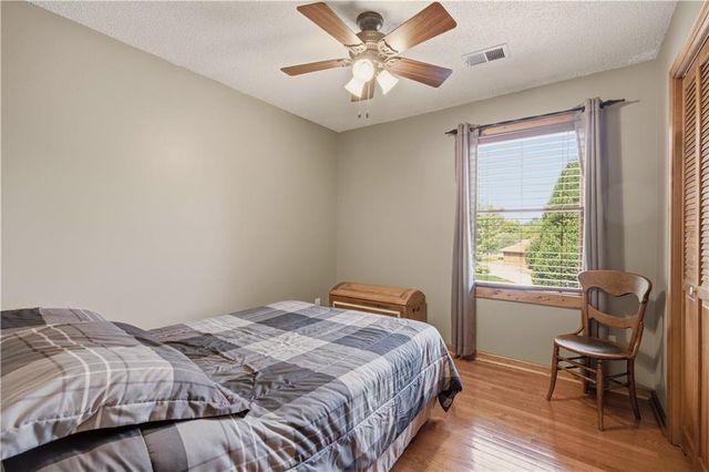 748 S Peculiar Drive, Peculiar, MO 64078