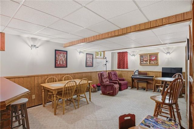 748 S Peculiar Drive, Peculiar, MO 64078
