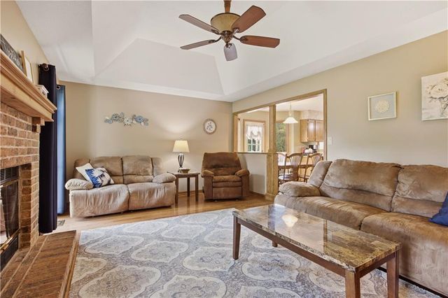 748 S Peculiar Drive, Peculiar, MO 64078