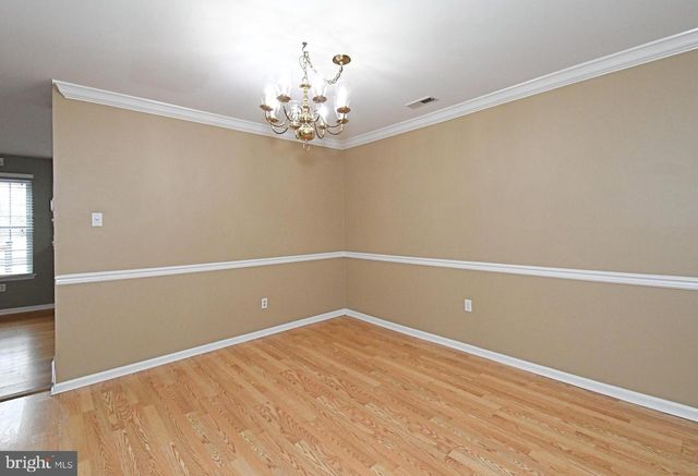 82 HONEY LOCUST LN, Newtown, PA 18940