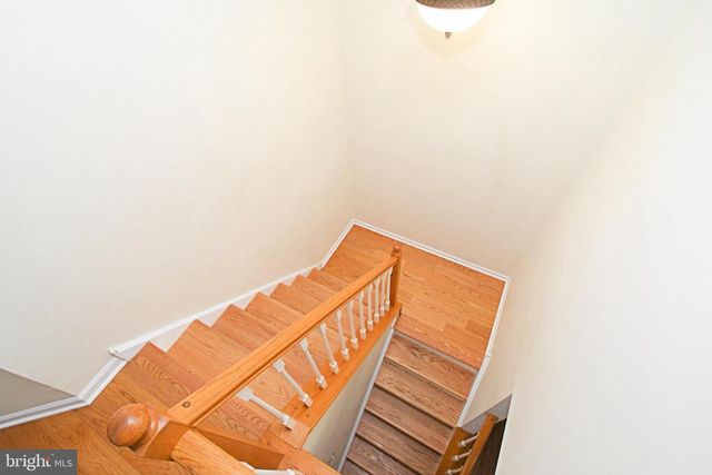 82 HONEY LOCUST LN, Newtown, PA 18940