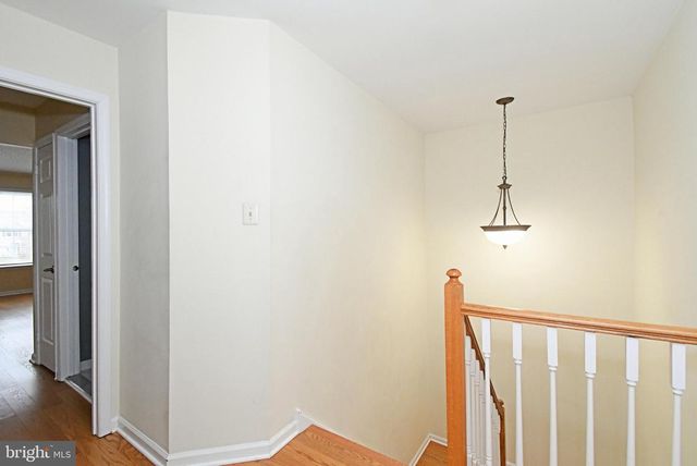 82 HONEY LOCUST LN, Newtown, PA 18940