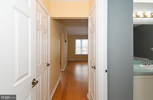 82 HONEY LOCUST LN, Newtown, PA 18940