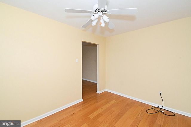 82 HONEY LOCUST LN, Newtown, PA 18940