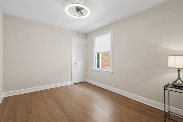 5905 N Melvina Avenue, Chicago, IL 60646