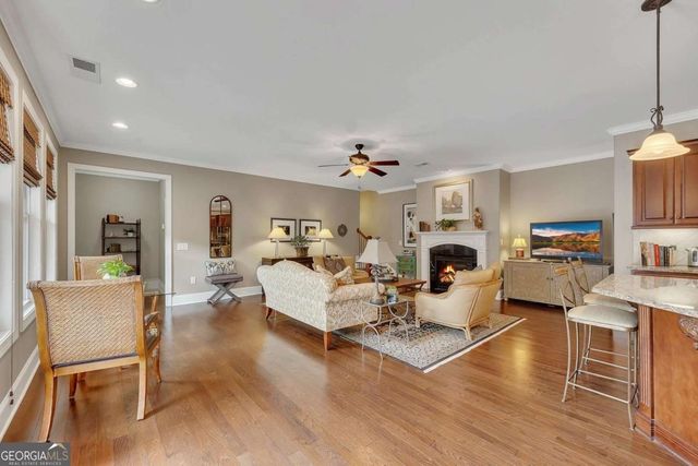 246 Somerset Circle, Woodstock, GA 30189