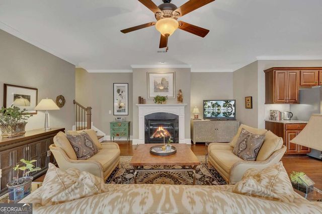 246 Somerset Circle, Woodstock, GA 30189