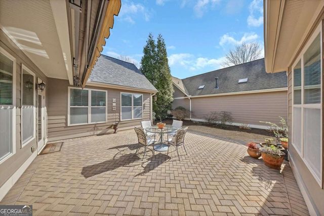 246 Somerset Circle, Woodstock, GA 30189