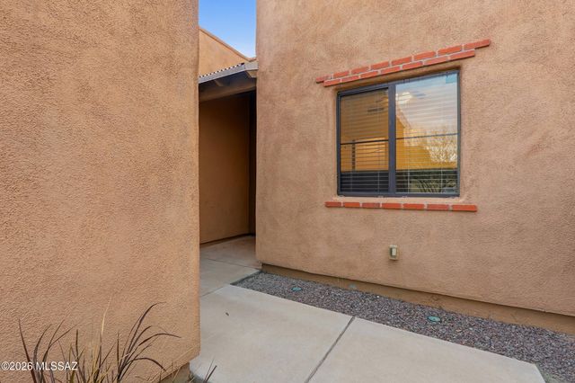 4152 N Fortune Loop, Tucson, AZ 85719