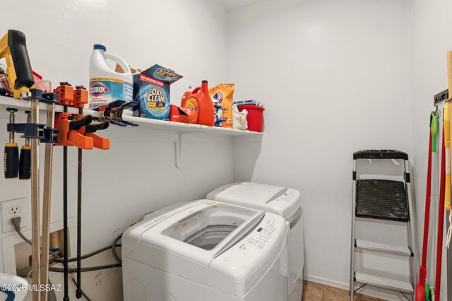 4152 N Fortune Loop, Tucson, AZ 85719