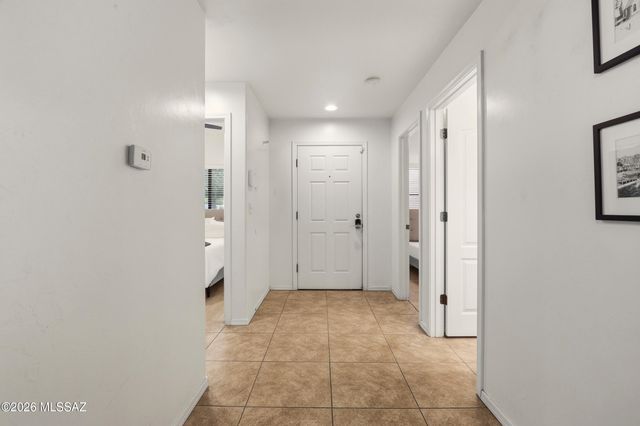 4152 N Fortune Loop, Tucson, AZ 85719