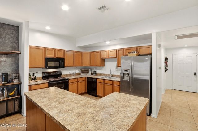 4152 N Fortune Loop, Tucson, AZ 85719