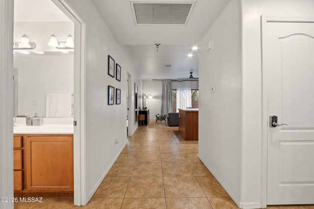 4152 N Fortune Loop, Tucson, AZ 85719