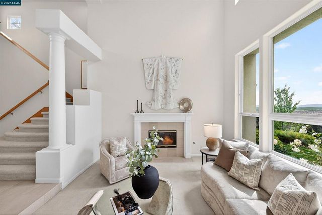 3643 Country Club Ter, Danville, CA 94506