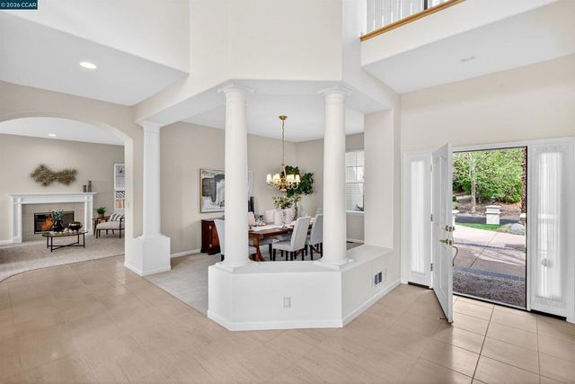 3643 Country Club Ter, Danville, CA 94506