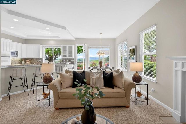 3643 Country Club Ter, Danville, CA 94506