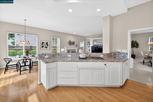 3643 Country Club Ter, Danville, CA 94506