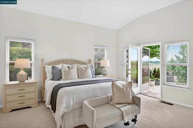 3643 Country Club Ter, Danville, CA 94506