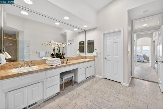 3643 Country Club Ter, Danville, CA 94506