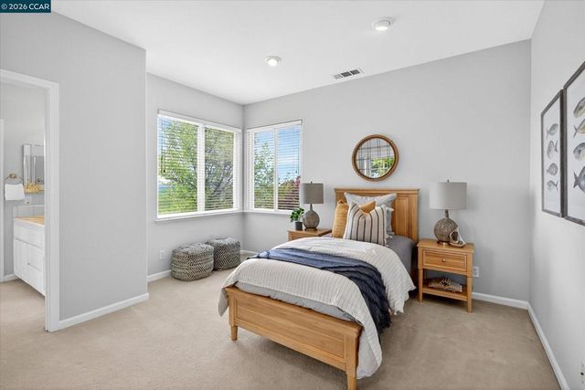 3643 Country Club Ter, Danville, CA 94506