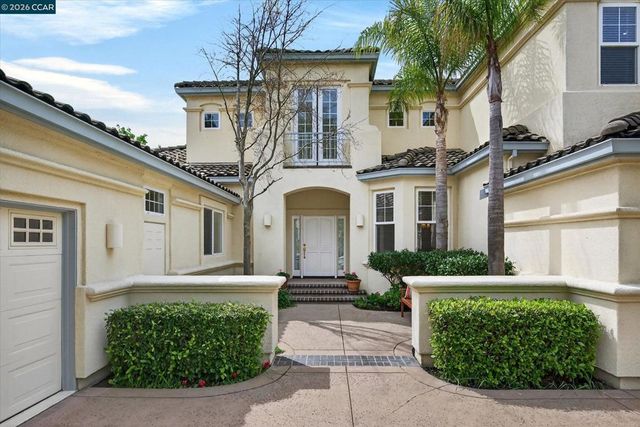 3643 Country Club Ter, Danville, CA 94506