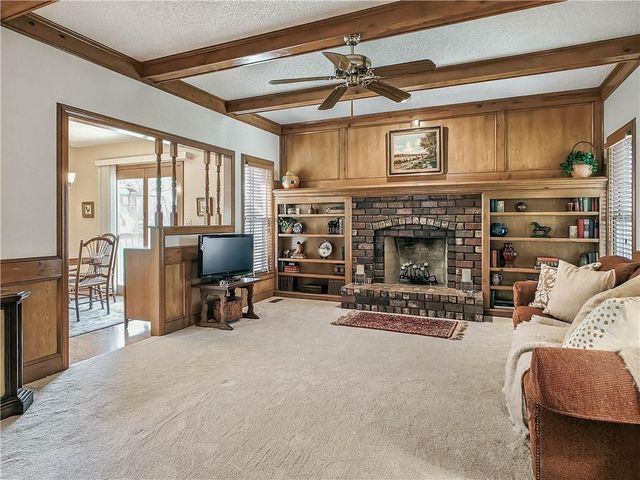 10560 Noland Road, Overland Park, KS 66215