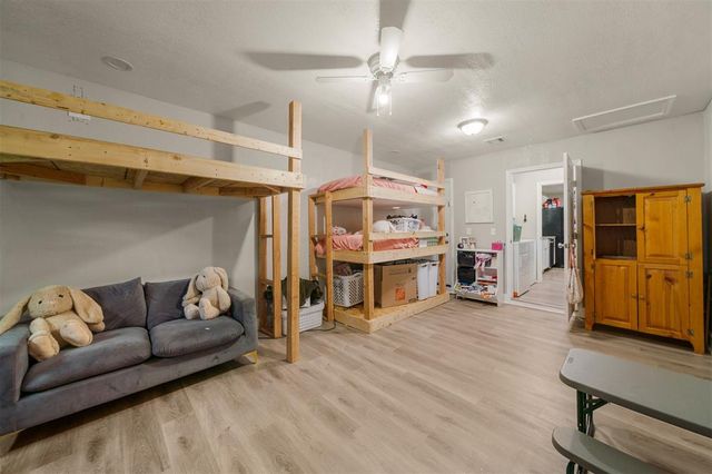 225 Allenhurst Avenue, Oklahoma City, OK 73114