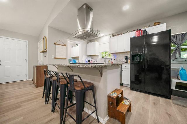 225 Allenhurst Avenue, Oklahoma City, OK 73114