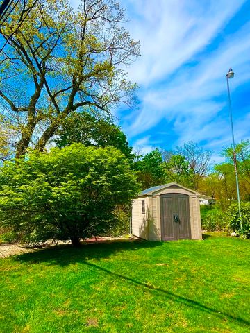 920 E Cleveland Avenue, Hobart, IN 46342