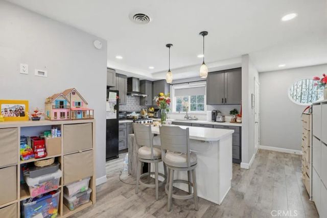 7194 Santa Isabel, Buena Park, CA 90620