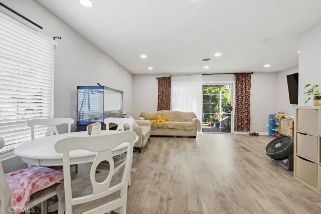 7194 Santa Isabel, Buena Park, CA 90620