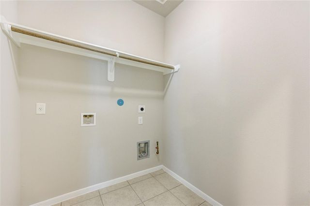 6430 Macroom Meadows Lane, Houston, TX 77048