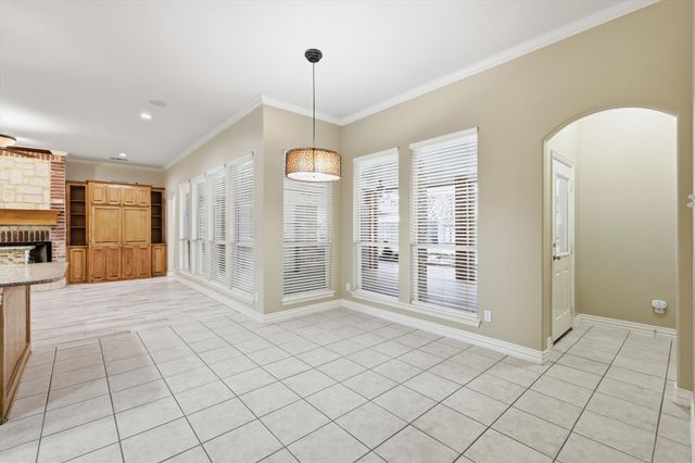 1605 Mistletoe Drive, Flower Mound, TX 75022