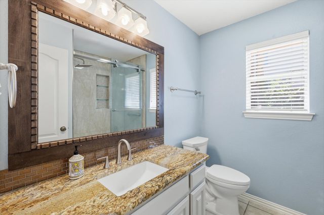 1605 Mistletoe Drive, Flower Mound, TX 75022