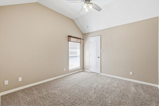 1605 Mistletoe Drive, Flower Mound, TX 75022