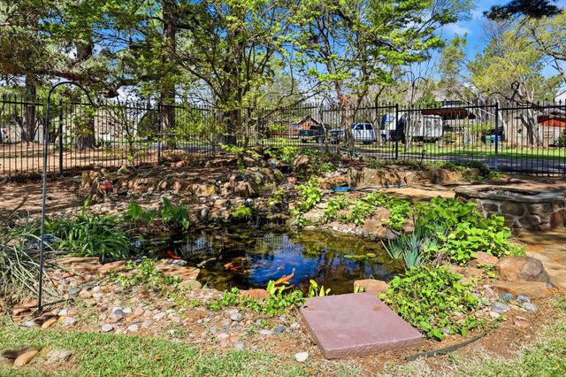 1605 Mistletoe Drive, Flower Mound, TX 75022