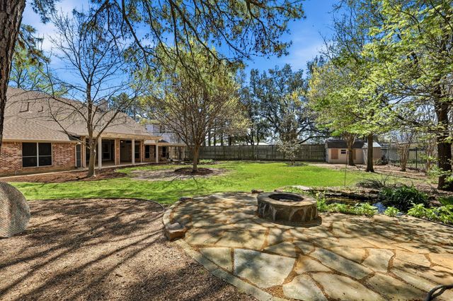 1605 Mistletoe Drive, Flower Mound, TX 75022