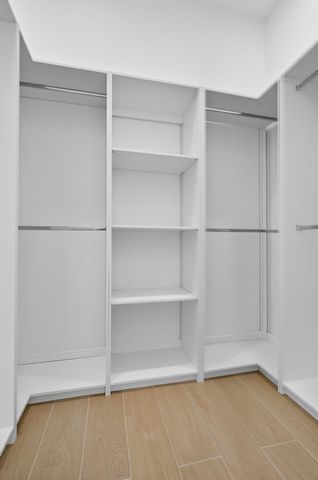 8873 Via Brilliante, Wellington, FL 33411