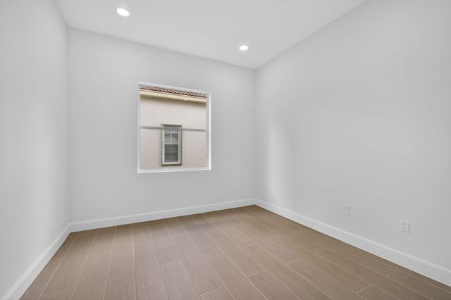 8873 Via Brilliante, Wellington, FL 33411