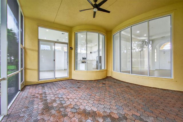8873 Via Brilliante, Wellington, FL 33411