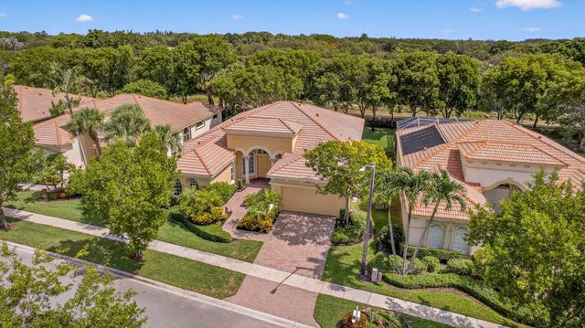 8873 Via Brilliante, Wellington, FL 33411