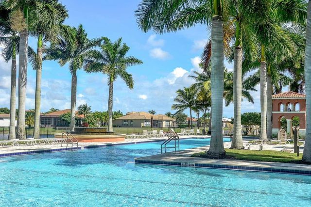 8873 Via Brilliante, Wellington, FL 33411