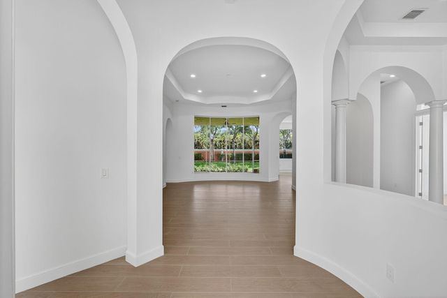 8873 Via Brilliante, Wellington, FL 33411