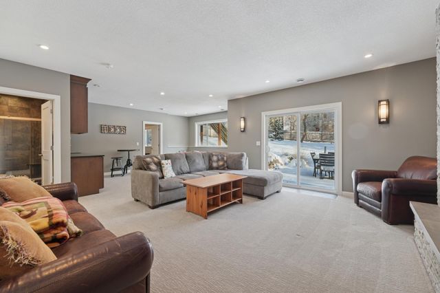 5009 Williston Road, Minnetonka, MN 55345