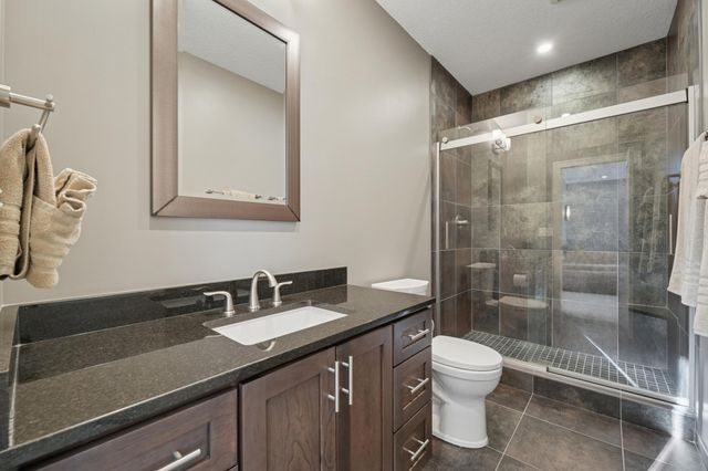 5009 Williston Road, Minnetonka, MN 55345