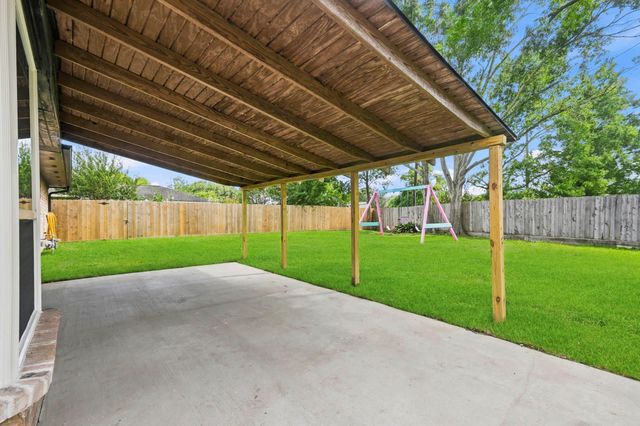 1915 Michele Drive, Sugar Land, TX 77498