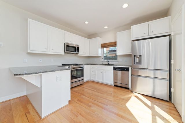 826 E 40th Street, Houston, TX 77022