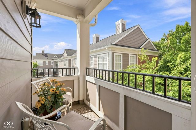 451 American Way N 2G, Carmel, IN 46032